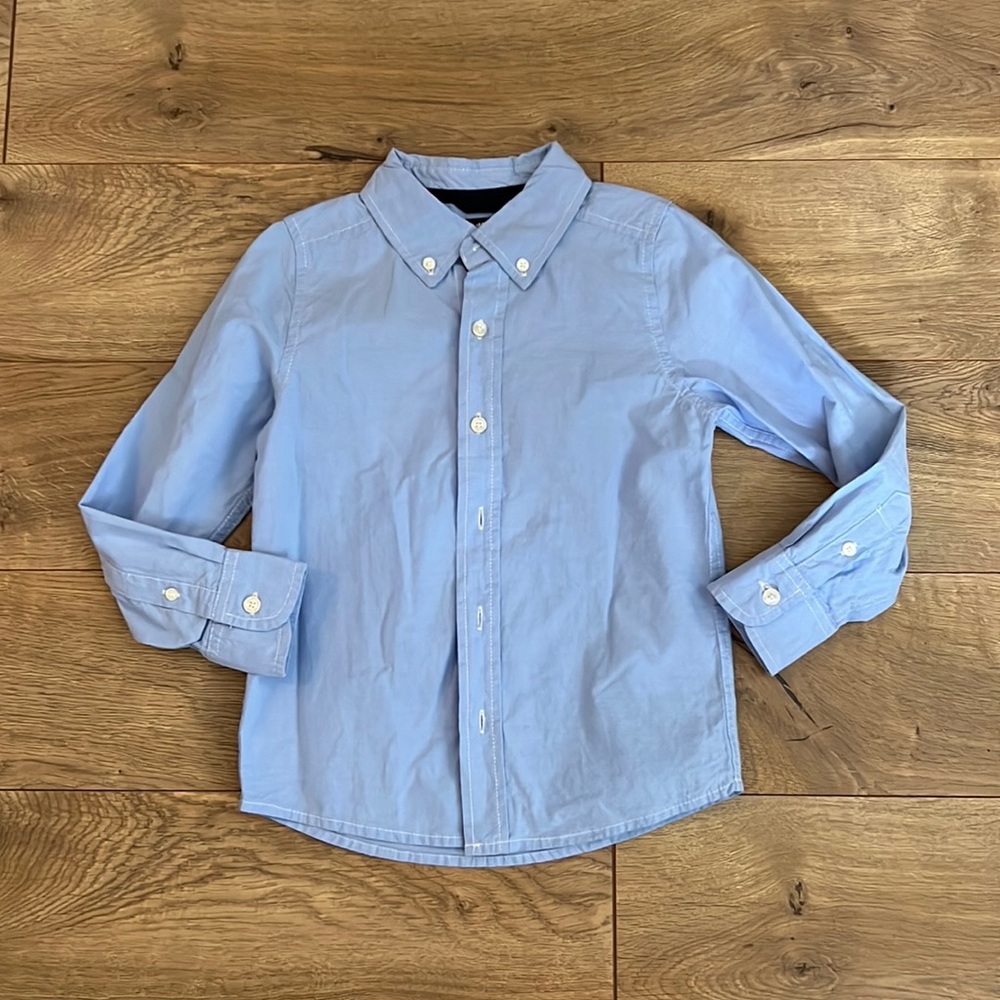 Like new Osh Kosh B’gosh Button down